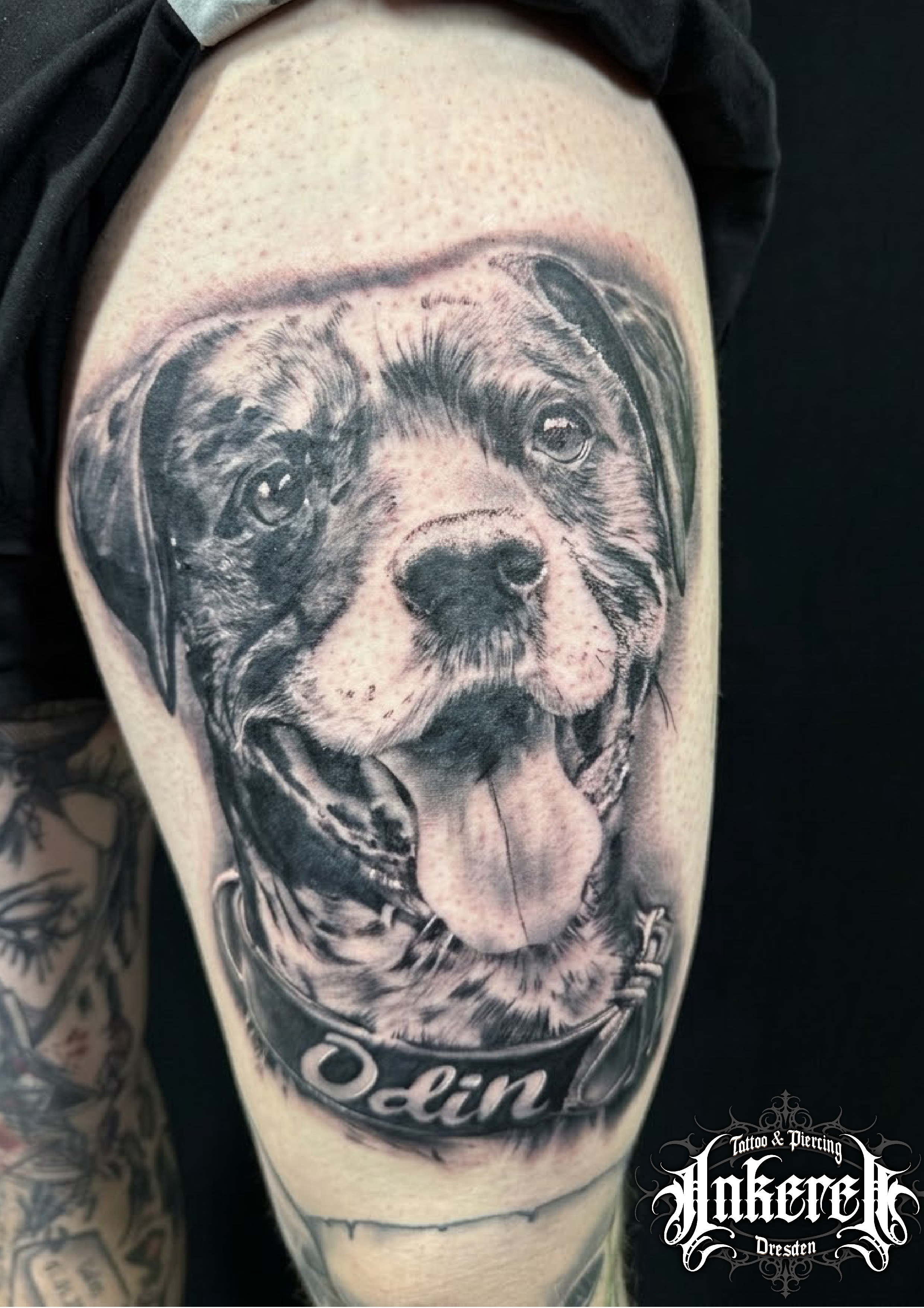 Black & Grey Tierportrait/Hund Tattoo