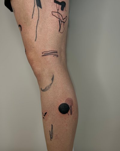 Leg Concept im Abstract Style von misstrashflash in Halle