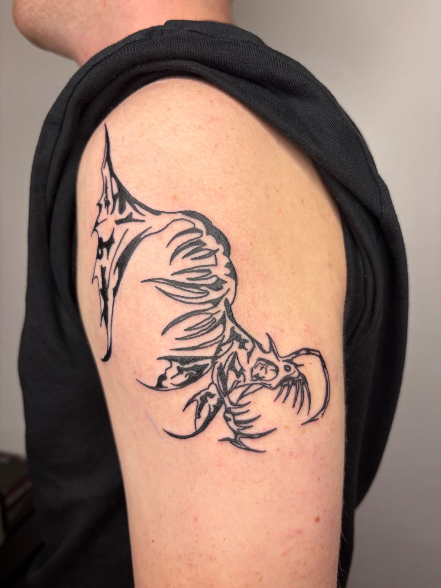 Abstrakter Anglerfisch in Abstract style on Upper Arm by Nalu.ttt Leipzig