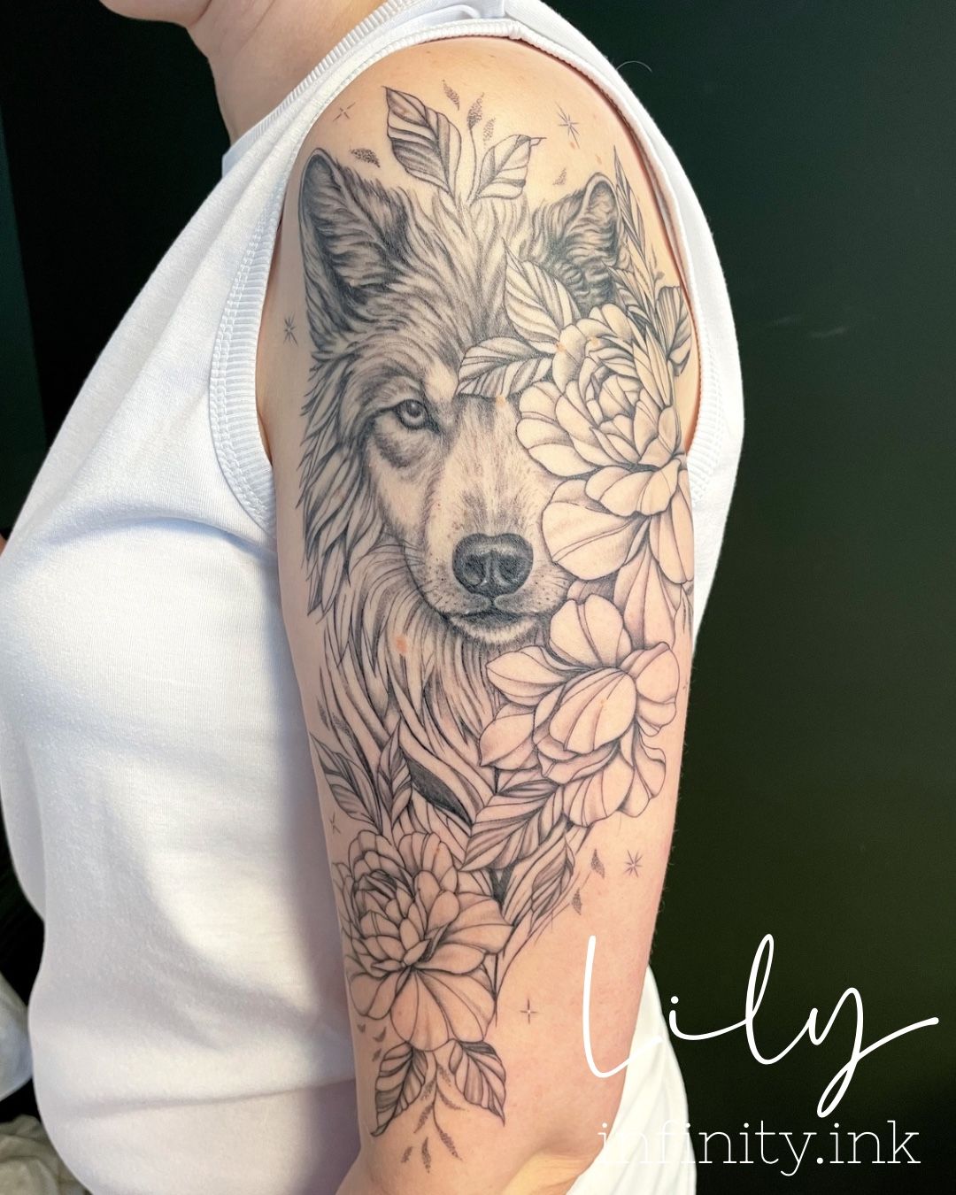 Wölfin mit Pfingstrosen in Botanical, Floral style on Upper Arm by Lily Infinity.Ink Norderstedt