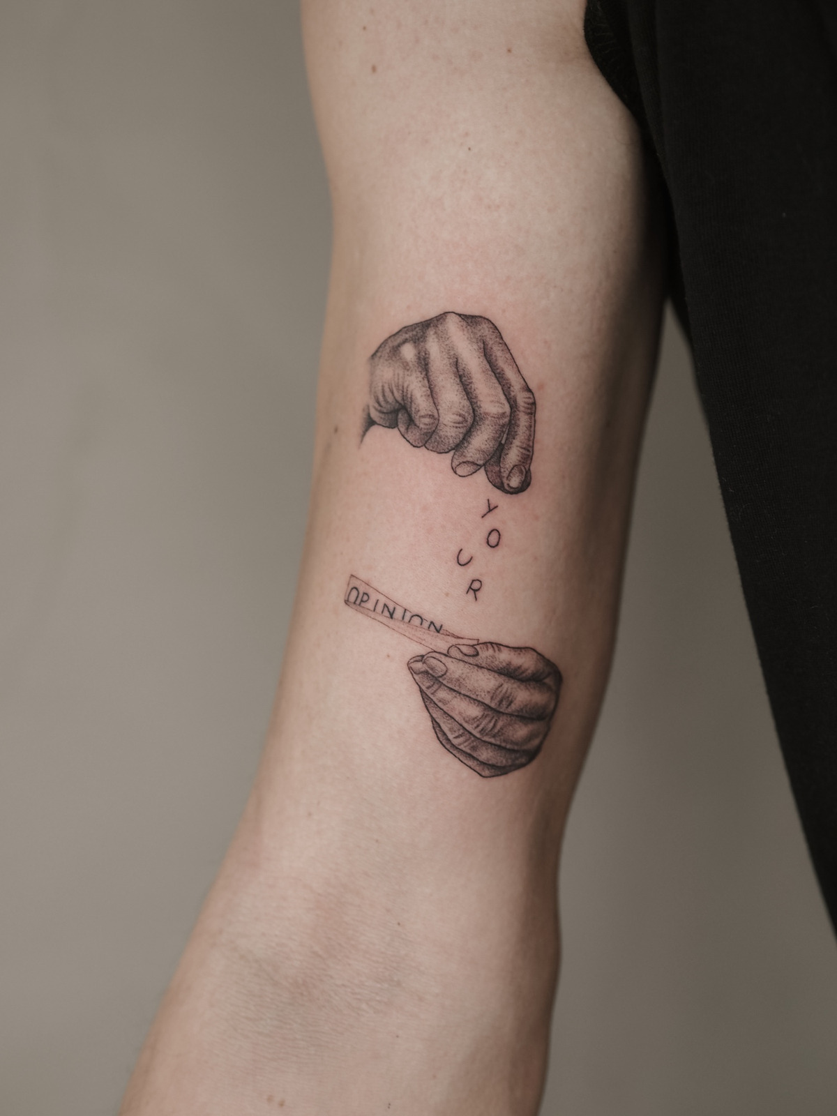 Your Opinion im Dotwork Style auf Oberarm von Julian Sell in 39108