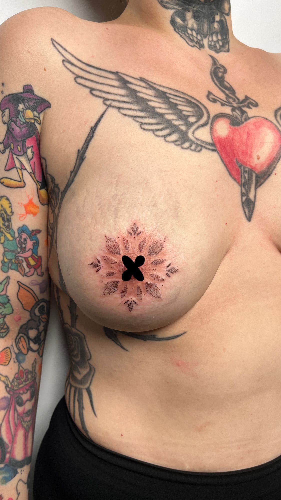 Mandala Brust im Fineline Style auf von susigrck in Leipzig