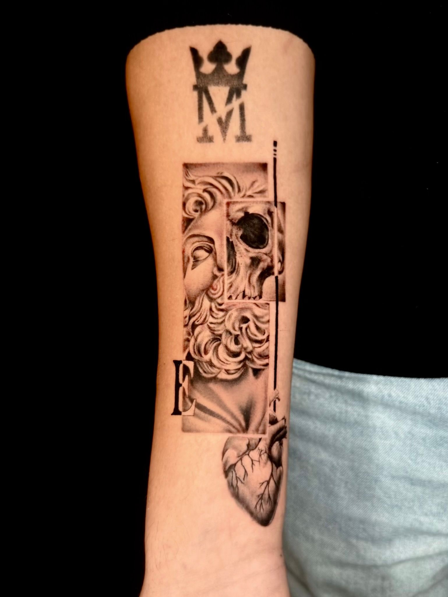 Totenkopf mit Herz in Black & Gray style on Forearm by Won Ink Hamburg