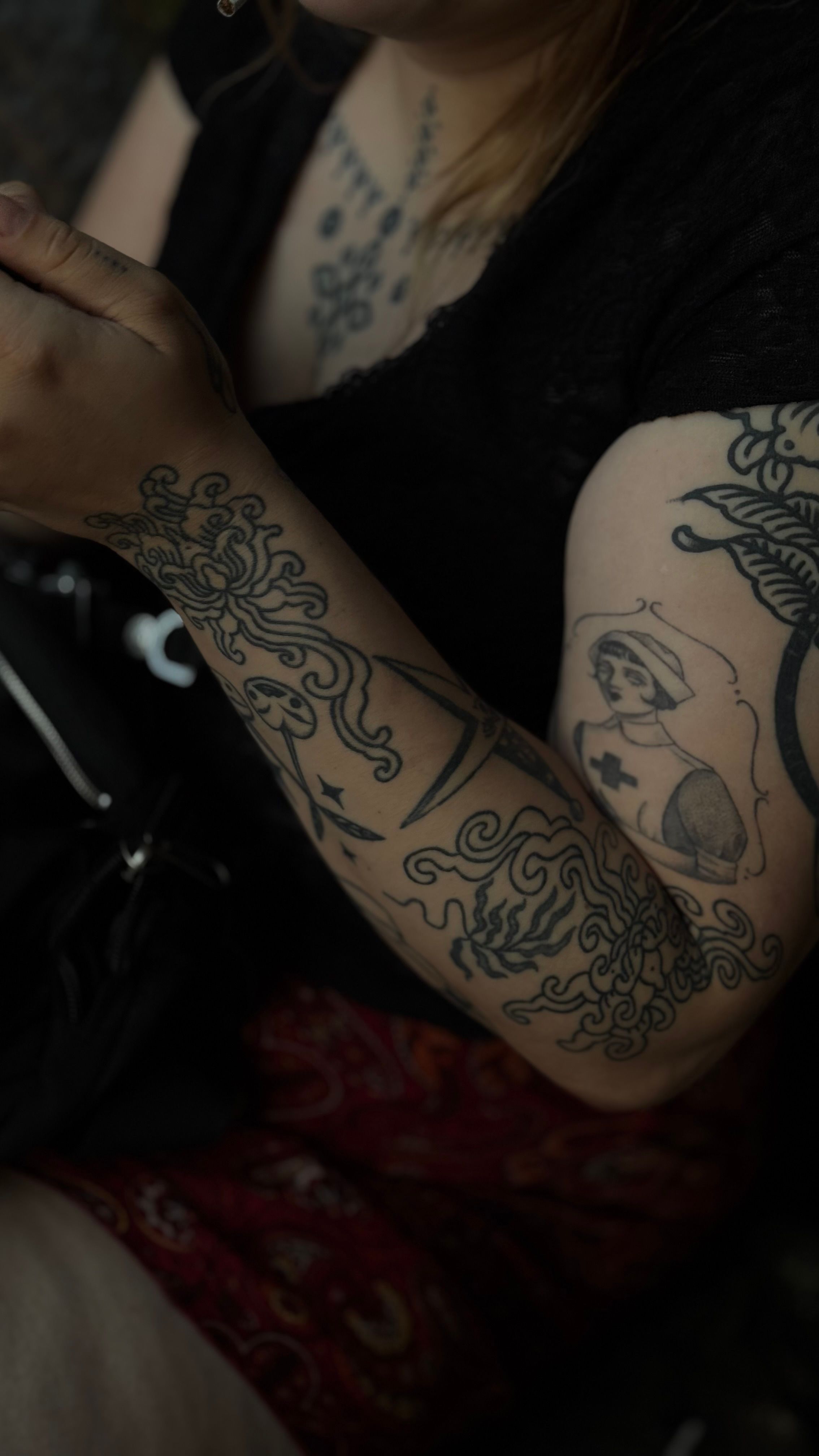 floral ornamental fillers in style on Forearm by studio gamine Freiburg im Breisgau