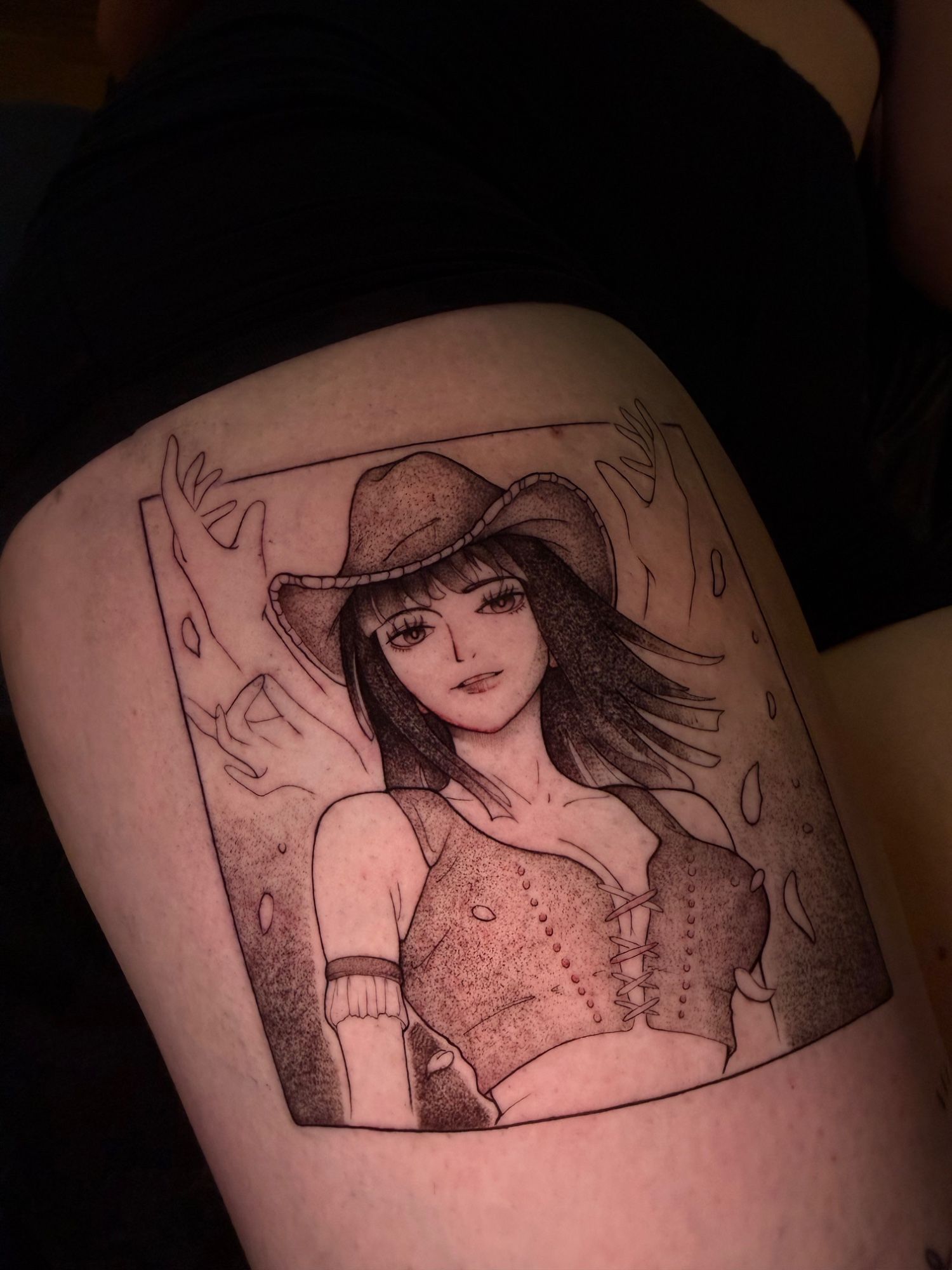 Nico Robin im Anime Style auf Oberschenkel von Lessguilt in Recklinghausen