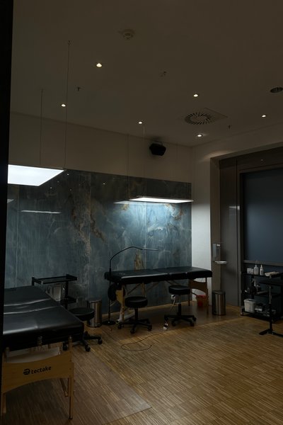 Studio photo - Rougetattoos