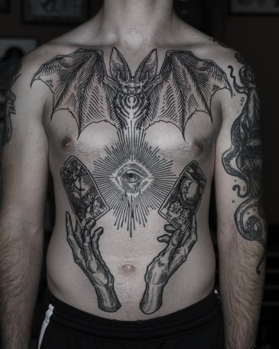 Fledermaus, Tarot und allsehendes Auge in Blackwork style on Chest by Drei Moiren 71636