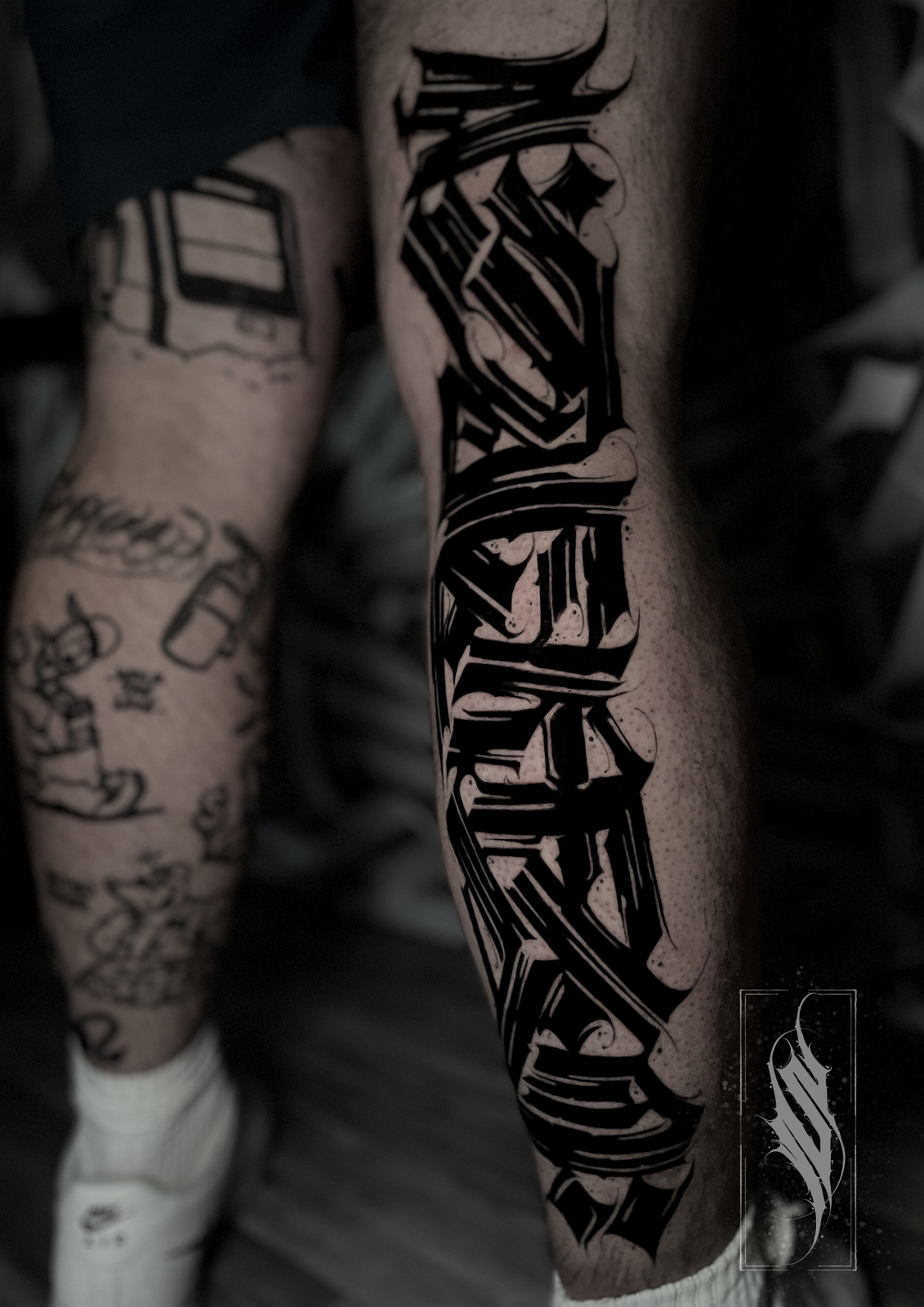 Calligraffiti Bein im Abstract Style auf von Sorag Letters in Wildau