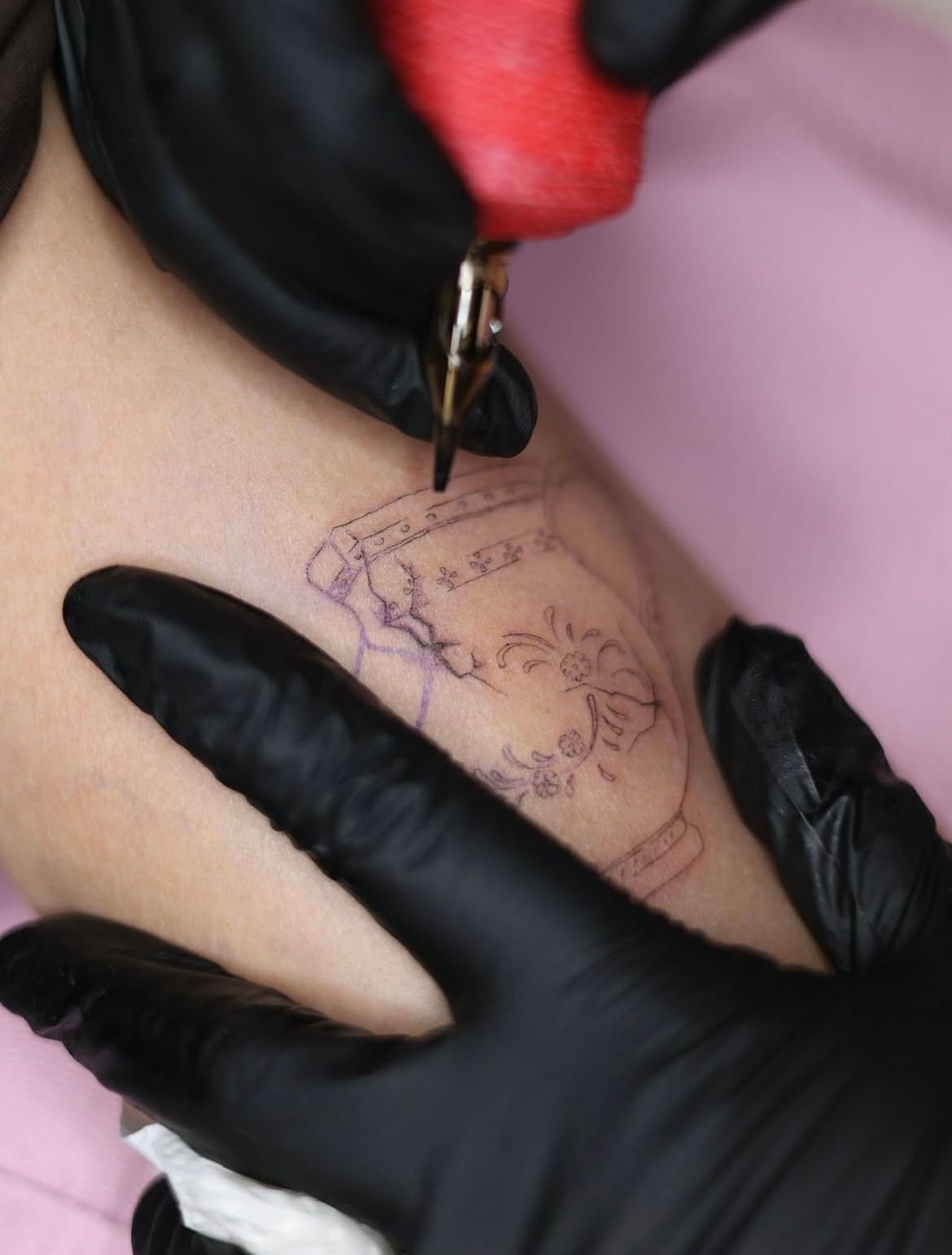 Vintage Vase in Fineline style on Upper Arm by skinofglass_ Hamburg