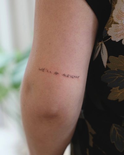we‘ll be alright - Harry Styles im Fineline Style auf Oberarm von Bluebird in Hamburg
