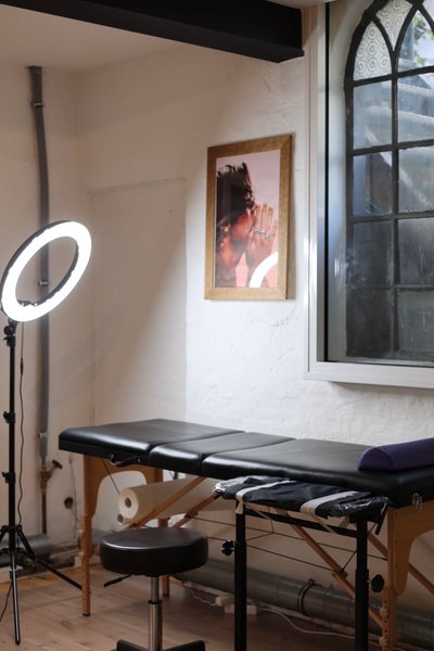 Studio Foto - skinofglass_