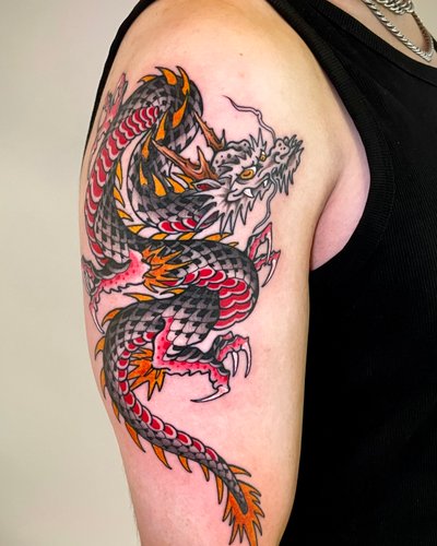 Japanese dragon im Style auf Oberarm von TremUno in Leipzig