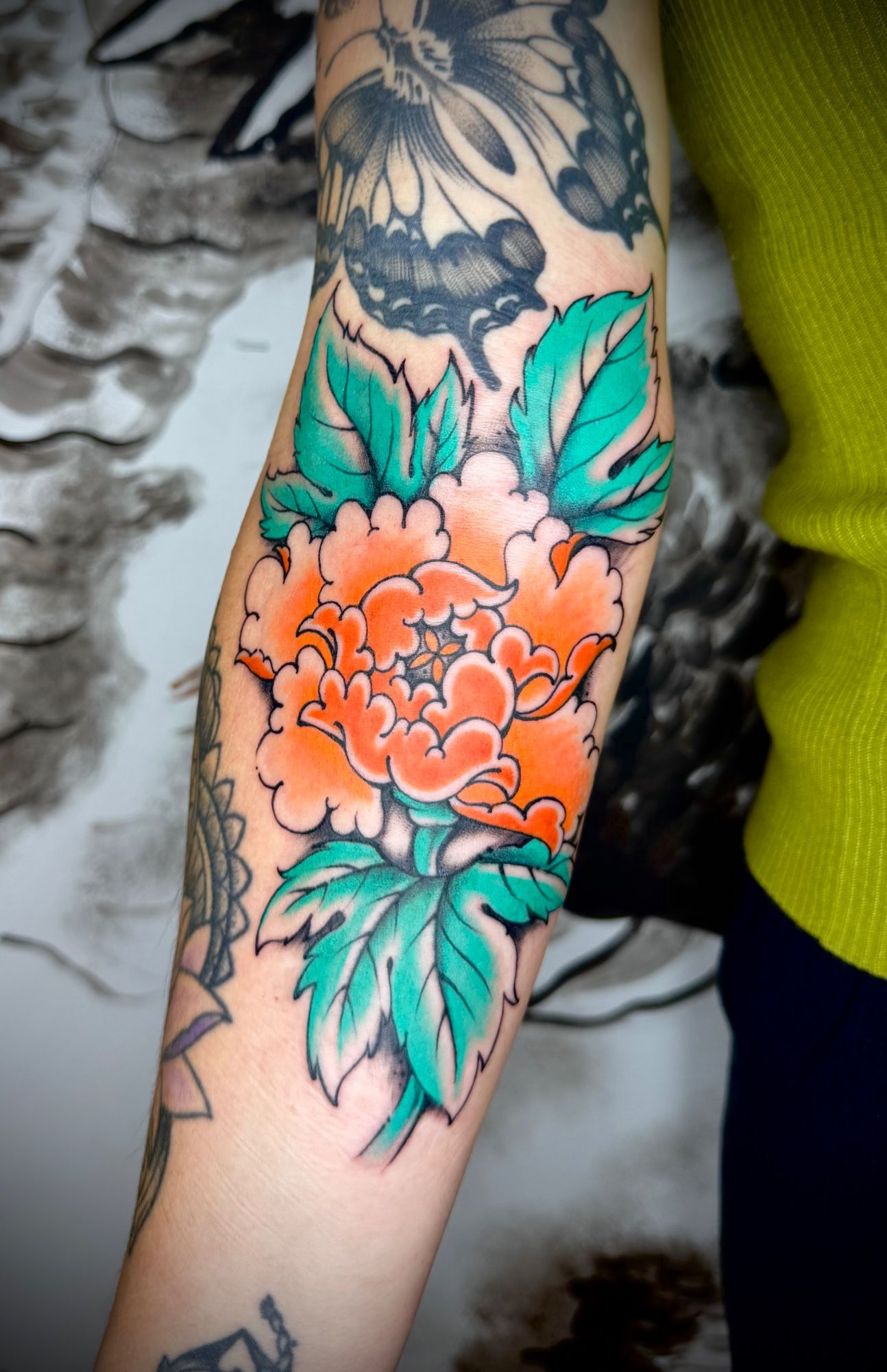 Peonie flower im Japanese Style auf Unterarm von TremUno in Leipzig