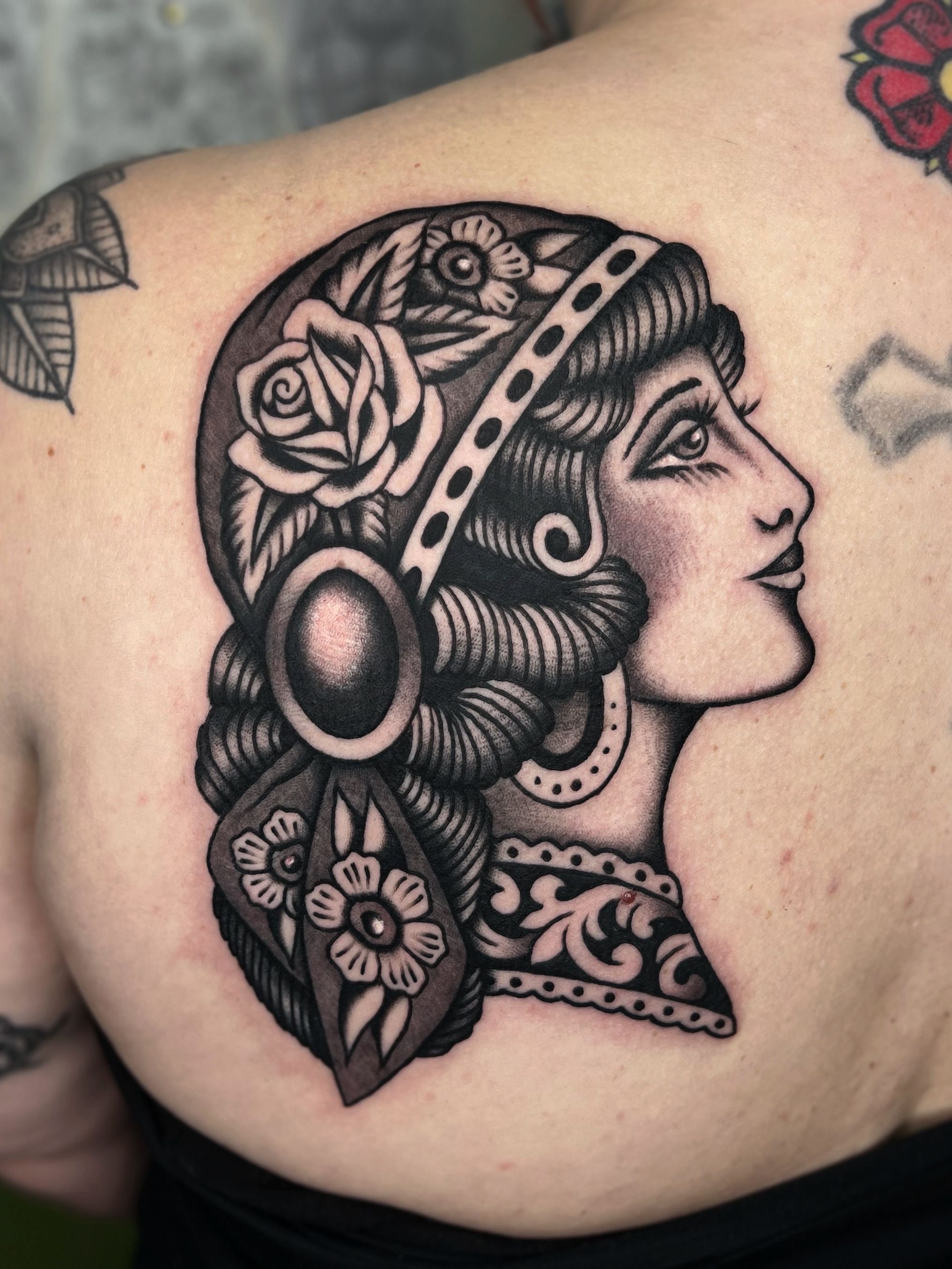 Gypsy Lady in Oldschool, Traditional style on Back by Xaver Kettenberger 83308
